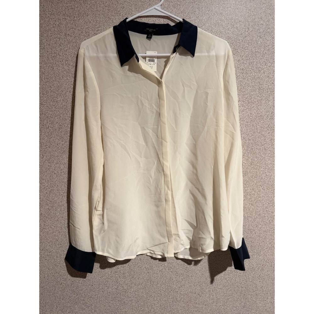 Ann Taylor Silk Blouse Womens 12 Cream Navy Blue Colorblock Button Down Top NWT